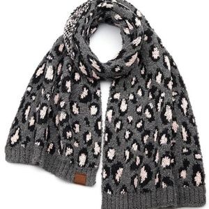 Light Grey C.C Leopard Knit Scarf